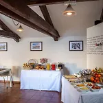 Hotel Hearth Roma