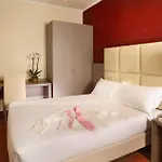 Hearth Hotel