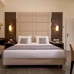 Hearth Hotel 3*