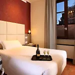 Hotell Hearth 3*