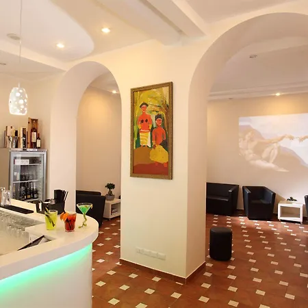Hearth 3* Rome