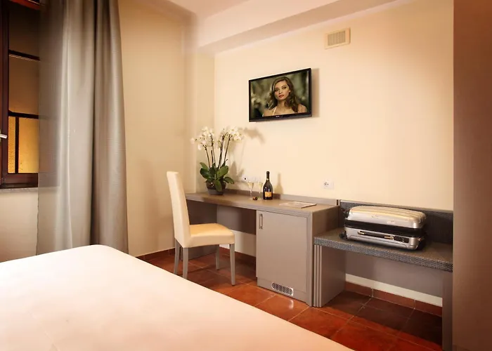 Hotel Hearth Roma