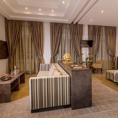 Hearth Hotel 3*