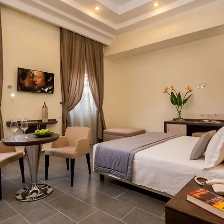 Hotel Hearth Roma