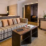 Hearth Hotel