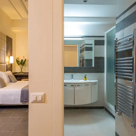 Hotel Hearth 3*
