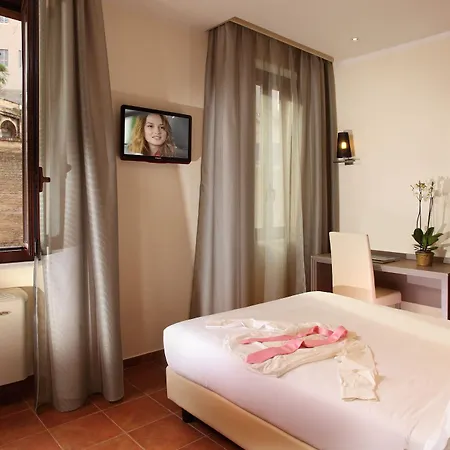 Hearth Hotel