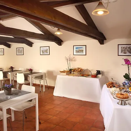 Hearth Hotel Hotel 3*